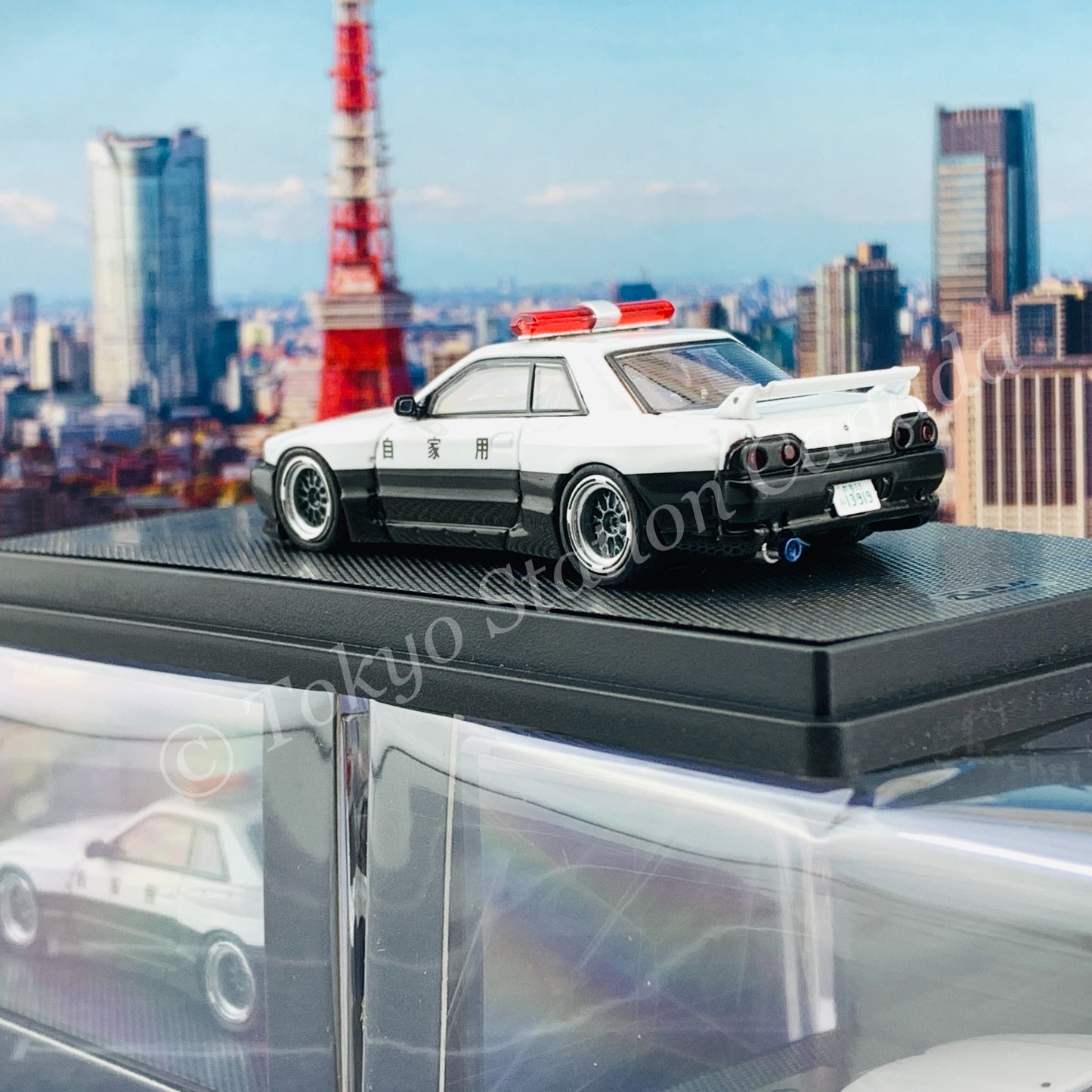 INNO64 1/64 NISSAN SKYLINE GT-R (R32) "PANDEM ROCKET BUNNY"  Japan Police Livery Drift Car IN64-R32P-JPDC