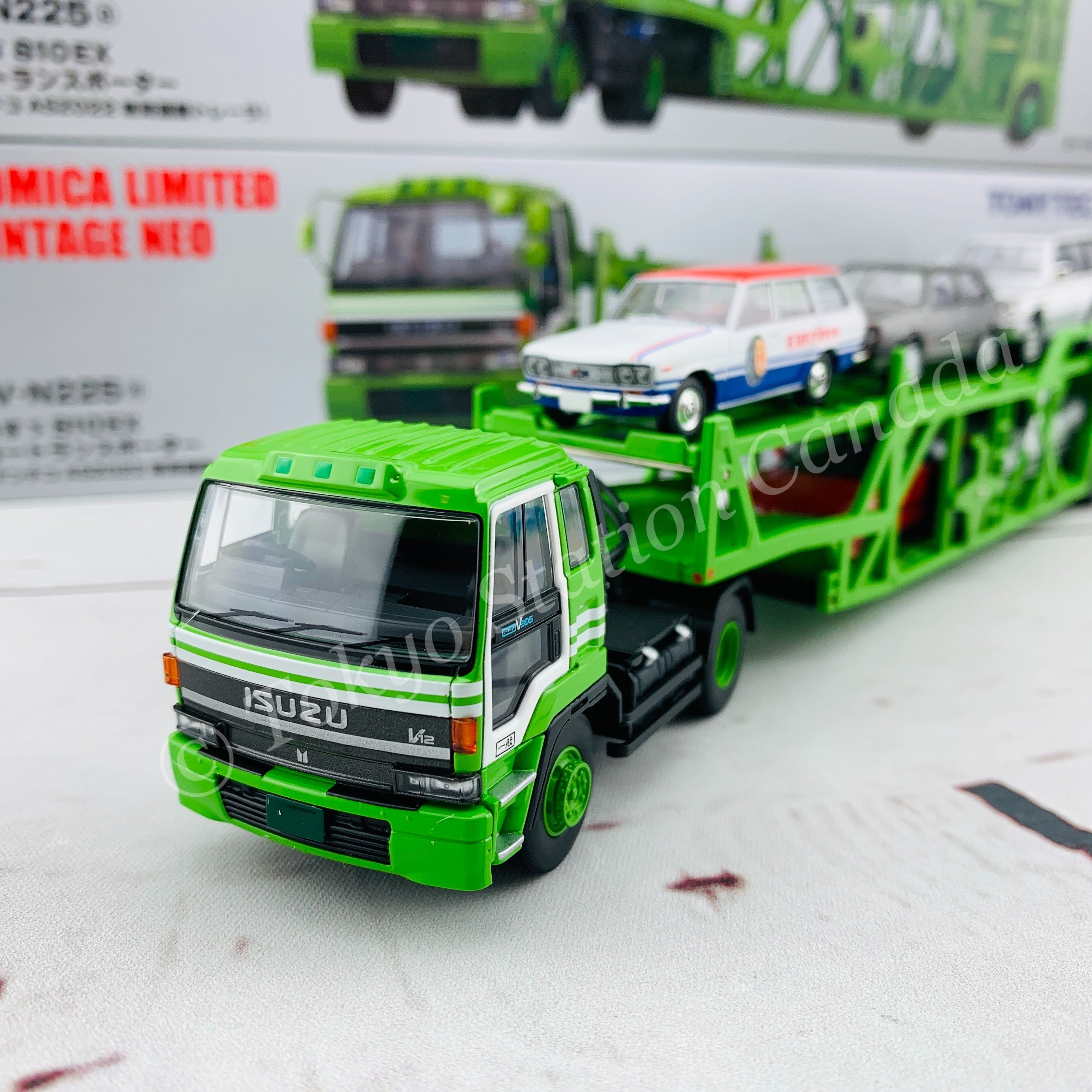 Tomytec Tomica Limited Vintage Neo 1/64 Isuzu 810 EX Tractor +