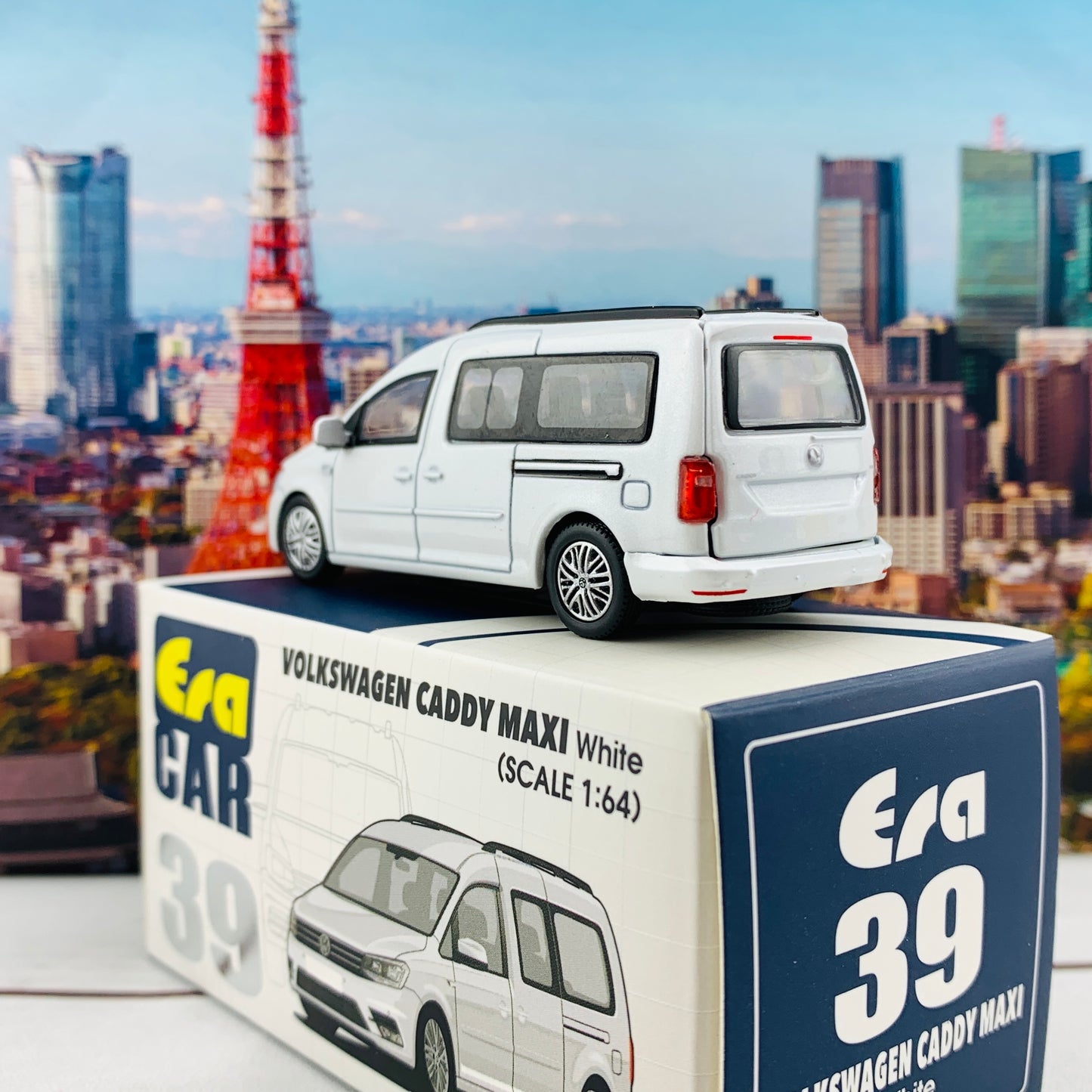 ERA CAR 39 1/64 Volkswagen Caddy Maxi White VW20CAMRN39