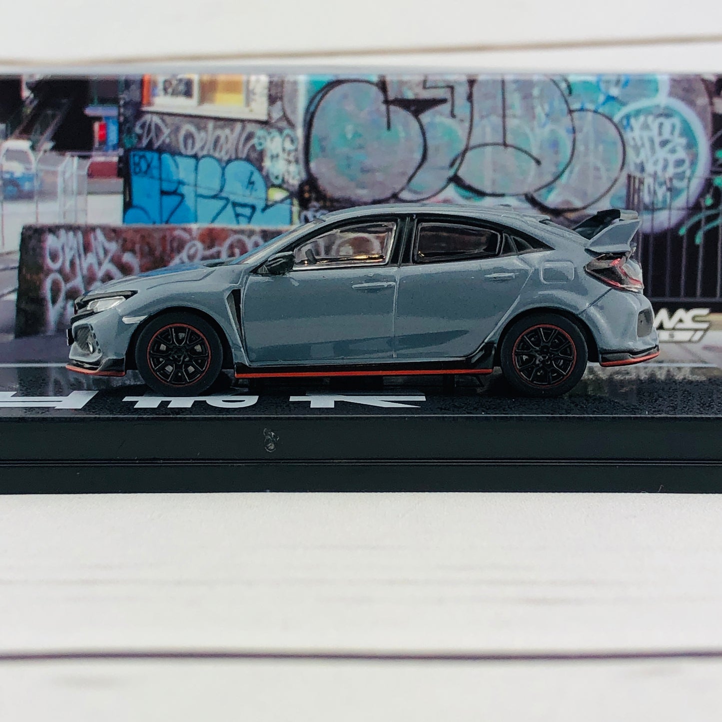 Tarmac Works 1/64 Honda Civic Type R FK8 Malaysia Exclusive Model T64-014-SGY