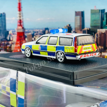 Tarmac Works HOBBY64 Collection 1/64 Volvo 850 Estate Police car T64-039-PC