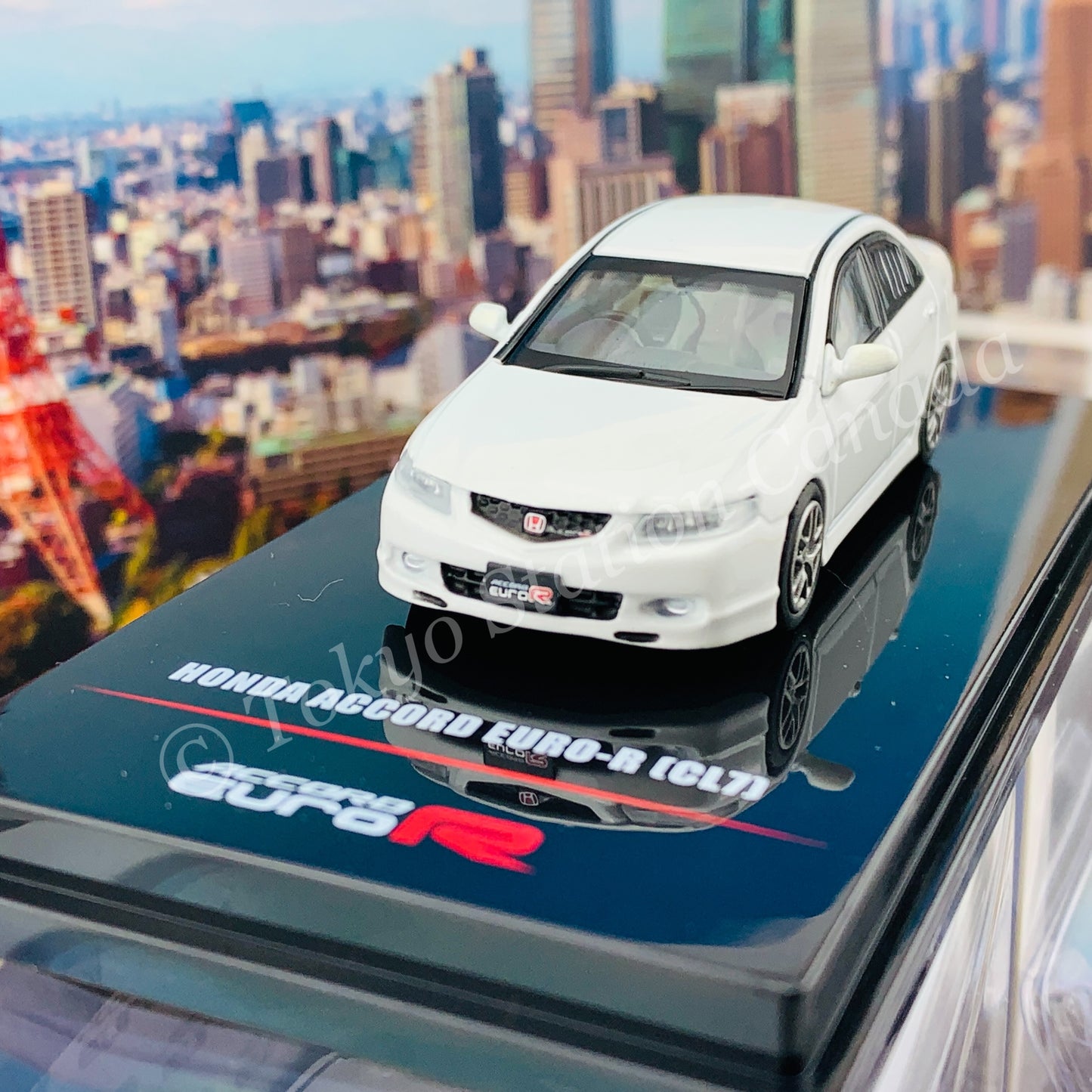 INNO64 1/64 HONDA ACCORD Euro-R CL7 Premium White Pearl W/Extra Wheels and Extra Decals IN64-CL7-PWP