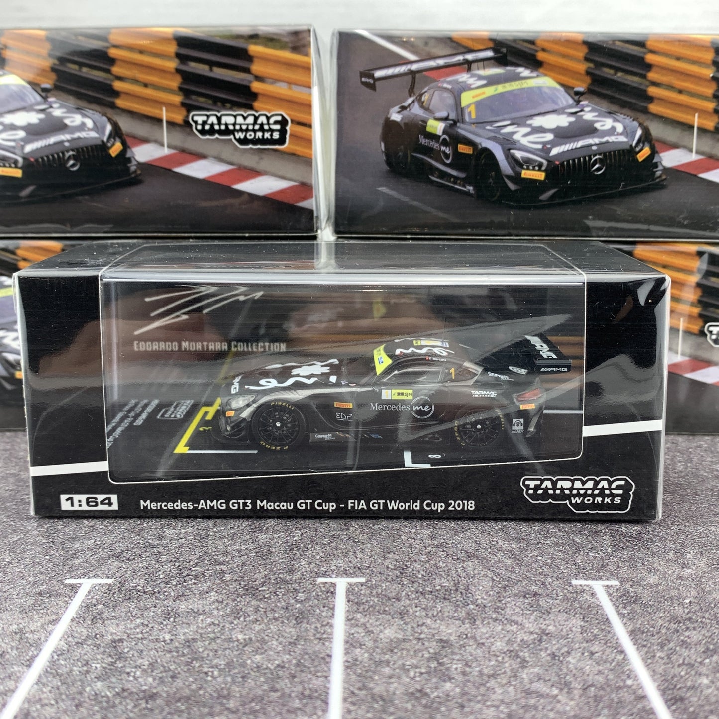 Tarmac Works 1/64 Mercedes-AMG GT3 Macau GT Cup - FIA GT World Cup 2018 3rd Place - Edoardo Mortara T64-008-18MGP01 T64-0013-18WTCR28