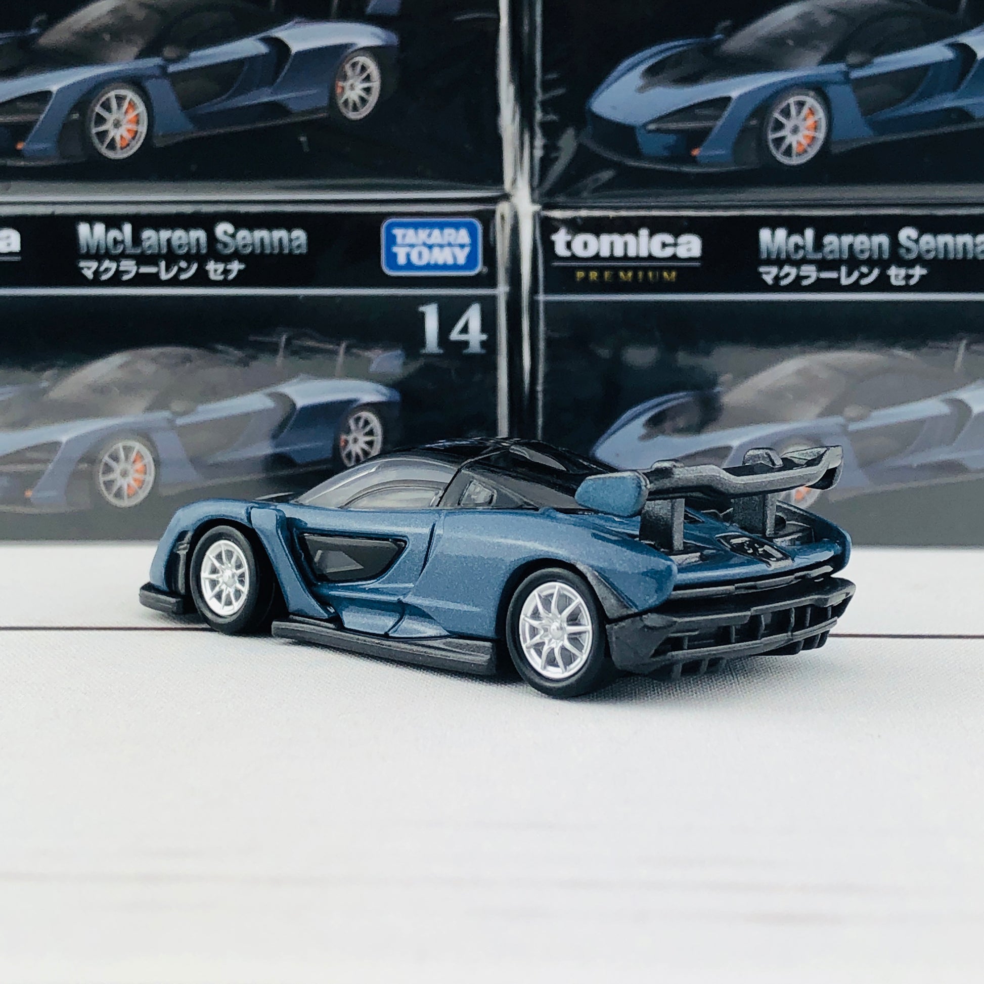 Tomica Premium 14 McLaren Senna