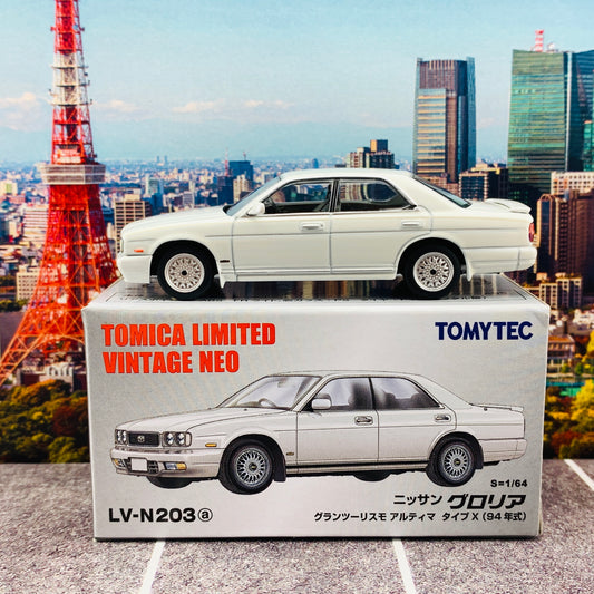 Tomytec Tomica Limited Vintage Neo 1/64 Nissan Gloria Gran Turismo Ultima Type X 1994 White LV-N203a