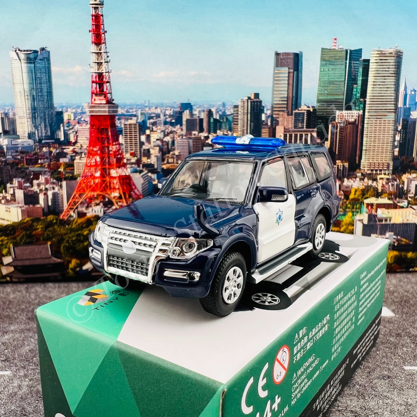 TINY 微影 MC23 MITSUBISHI Pajero 2015 Macau Customs (Scale 1/64) ATCMC64010