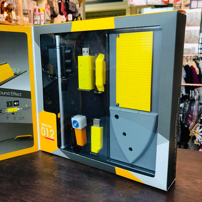 Tiny 1/18 012 Traffic Light Post Stationery Holder Set 安全島文具套裝