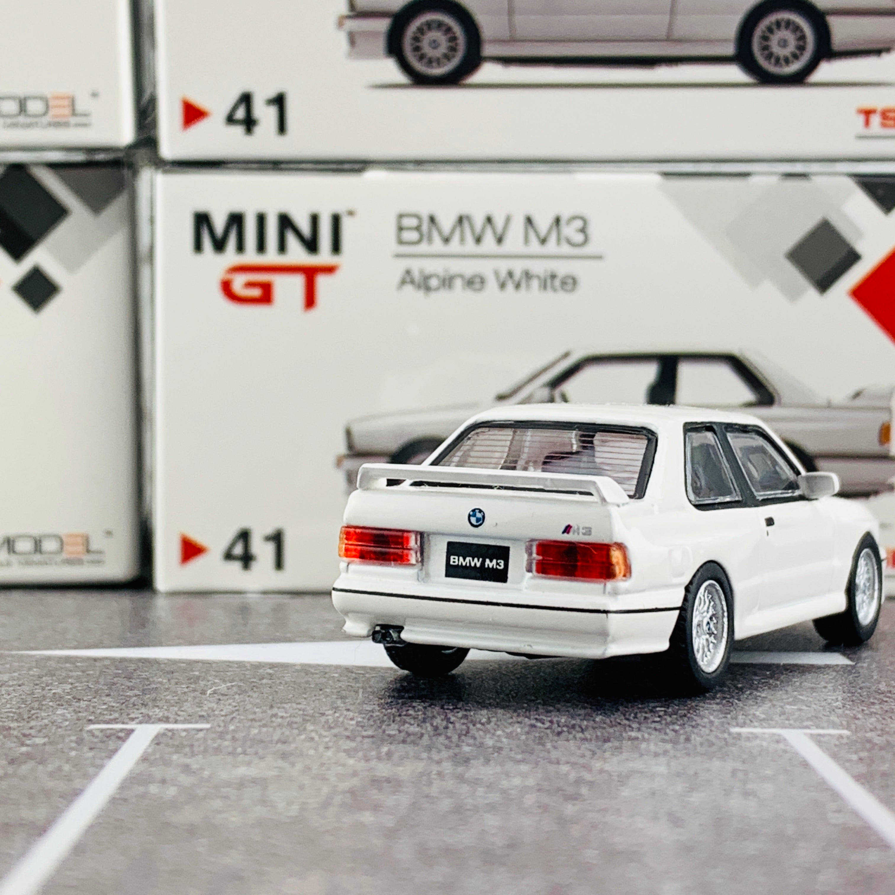 MINI GT 1/64 BMW M3 (E30) Alpine White RHD MGT00041-R – Tokyo Station