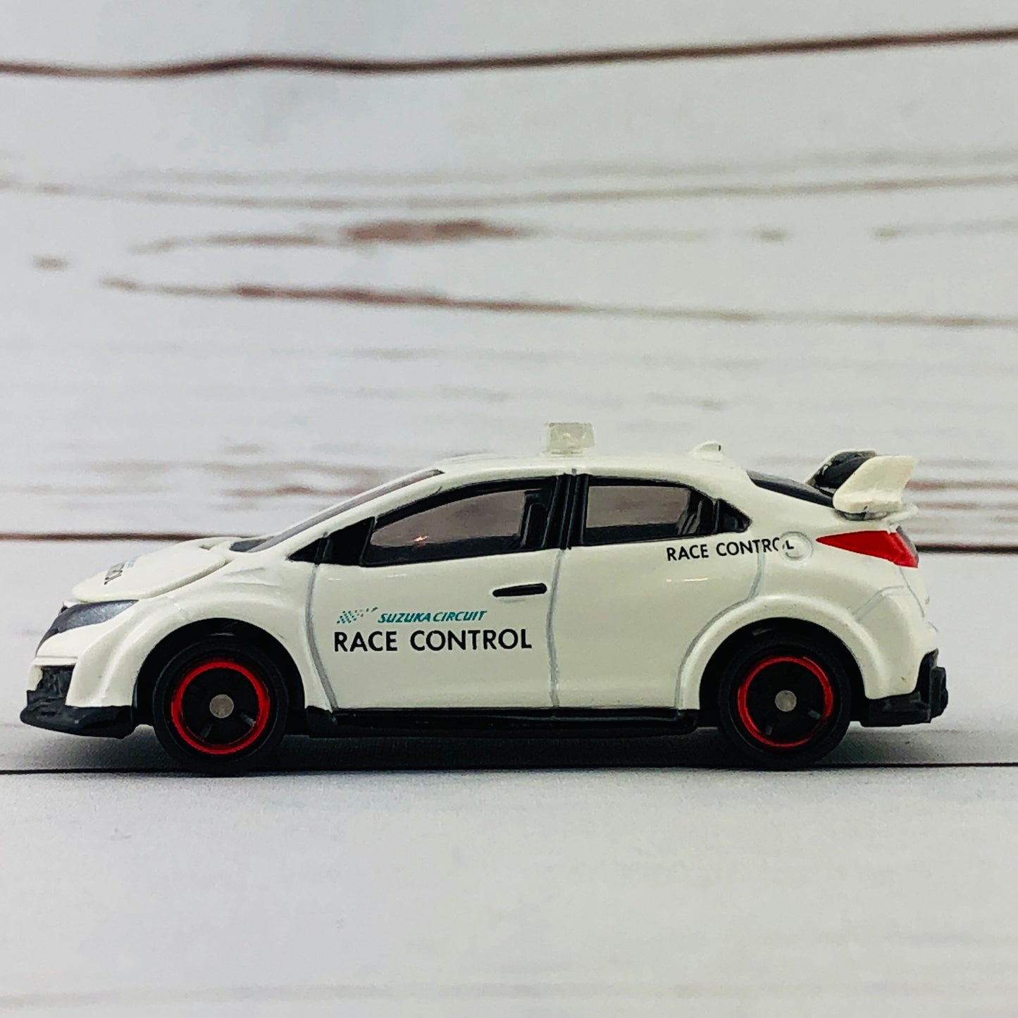 Tomica No.40 AEON Limited Honda Civic FK2 TYPE-R Suzuka Race Circuit Race Control Car