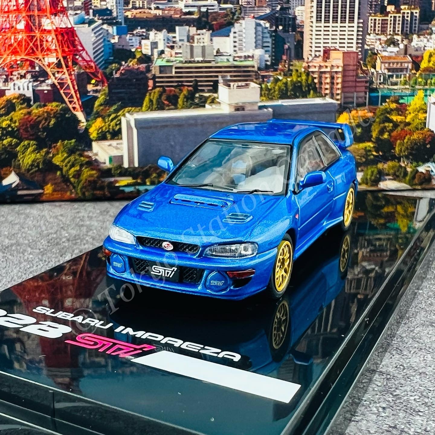 HOBBY JAPAN 1/64 SUBARU IMPREZA 22B STi Version (GC8改) Sonic Blue with Engine HJ641041BL