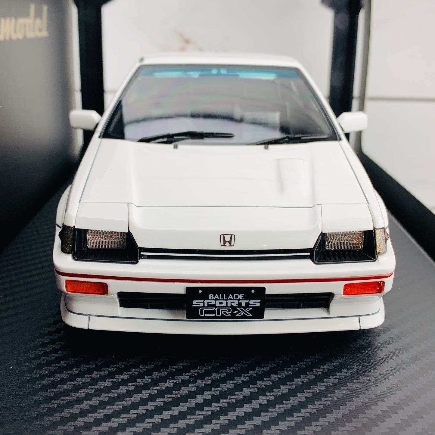 Ignition Model 1/18 Honda BALLADE SPORTS CRX Si (E-AS) White IG1629