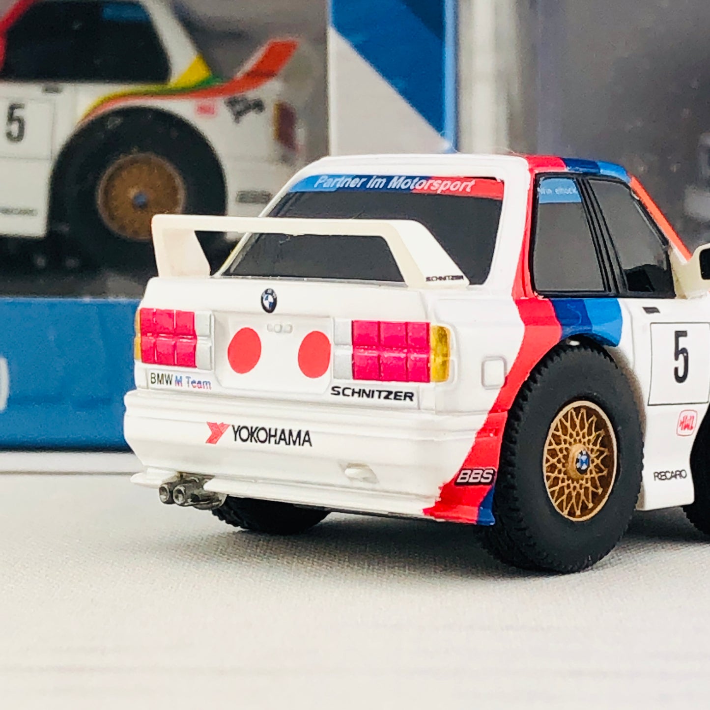 Tiny Q Pro-Series 04 - BMW M3 E30 (No.5 Mr Juicy) TinyQ-04-S3