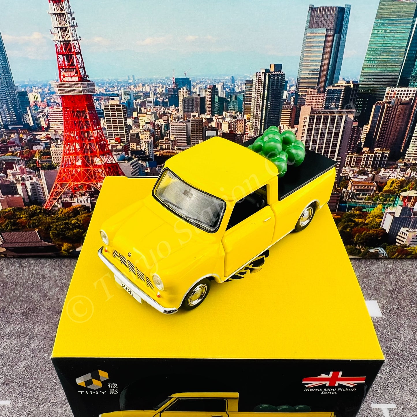 TINY 微影 1/50 Morris Mini Pickup (Yellow) ATC65459