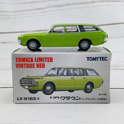 Tomica Limited Vintage 1/64 Toyota Crown Van Deluxe Green (1973) LV-N163a