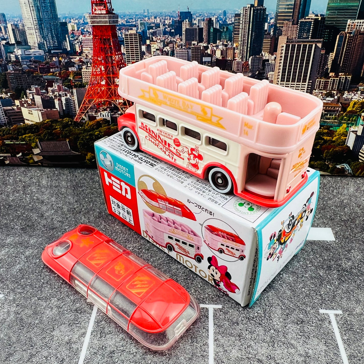 TOMICA DISNEY MOTORS Sunny Decker Minnie Mouse Whiteday Edition 2022 (4904810188230)