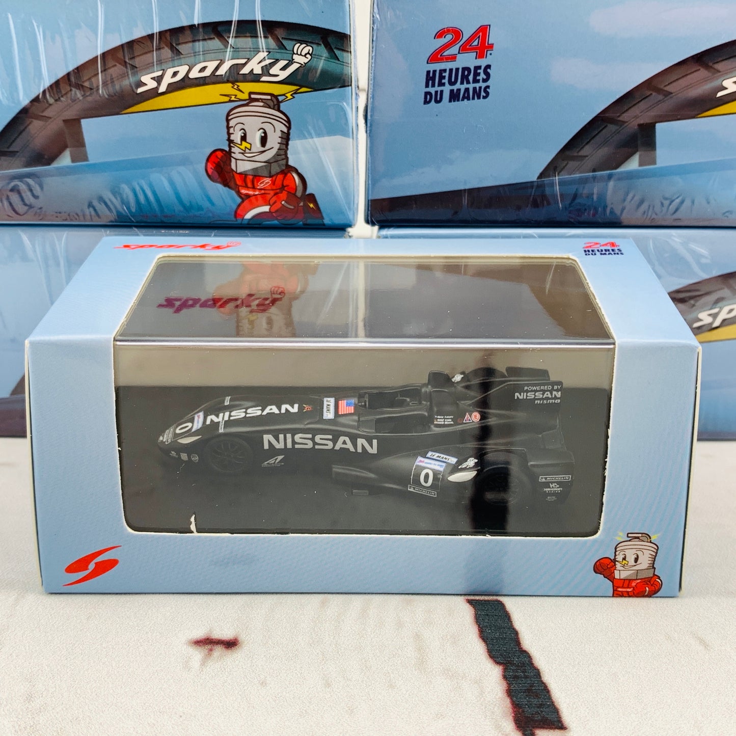 Sparky 1/64 DELTAWING-NISSAN NO.0 HIGHCROFT RACING 24H LE MANS 2012 M. FRANCHITTI - M. KRUMM - S. MOTOYAMA Y102
