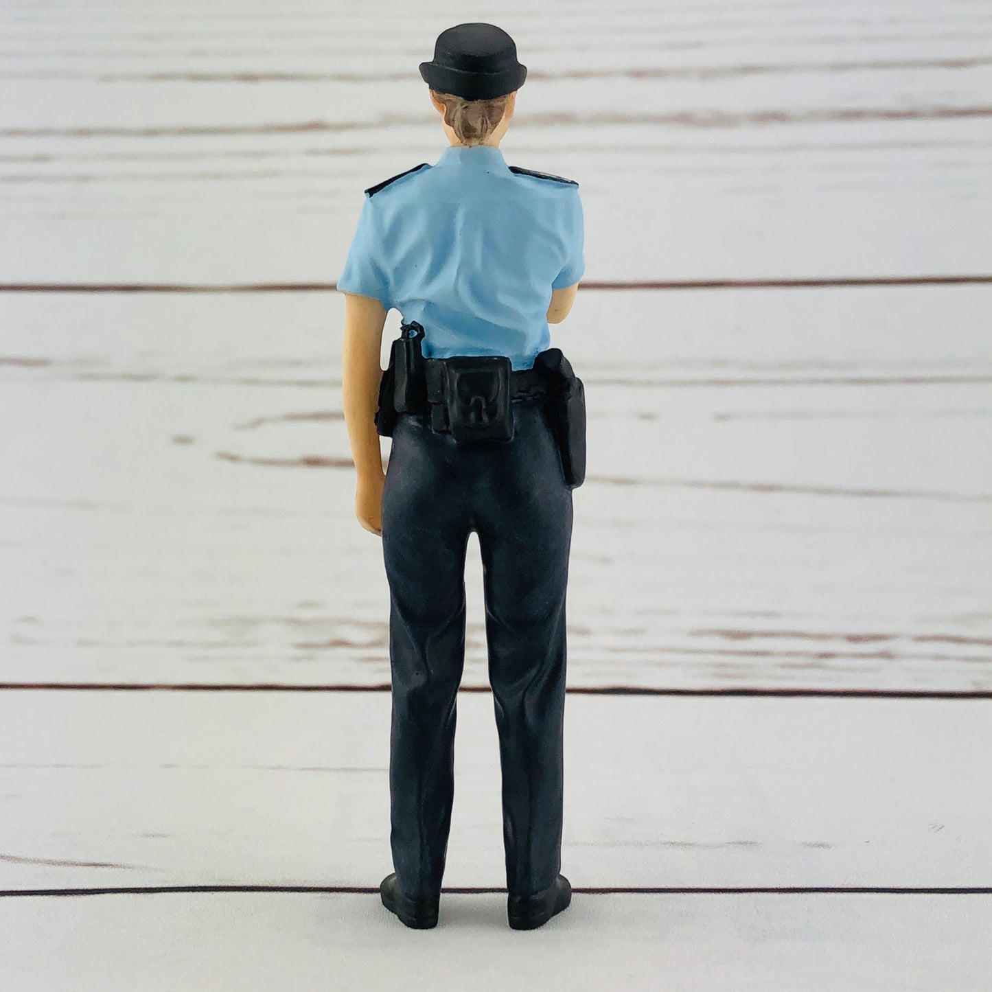 Tiny 1/18 Figure Woman Police Constable (PSU)
