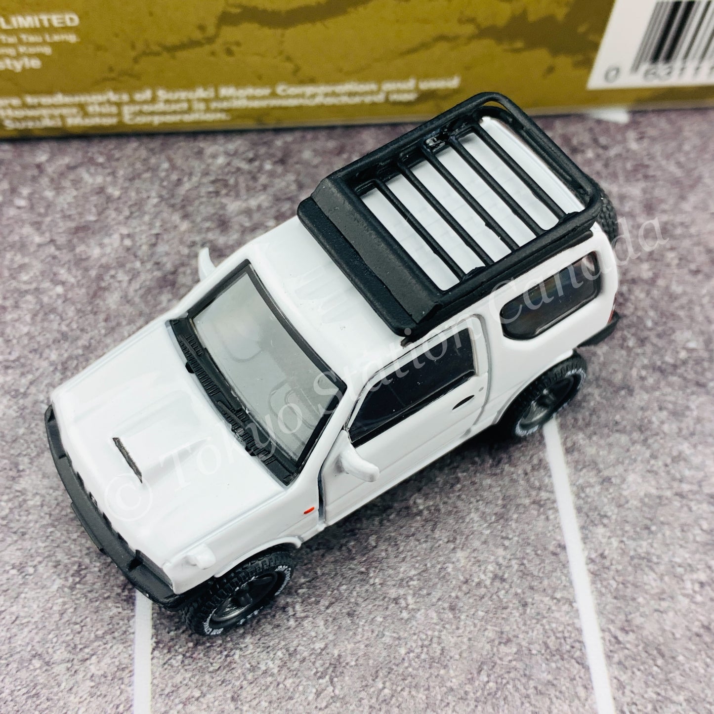BM CREATIONS JUNIOR 1/64 Suzuki Jimny JB23 WHITE RHD (With Offroad Package) 64B0069
