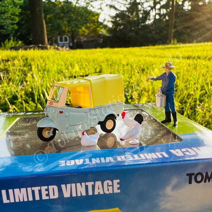 Tomytec Tomica Limited Vintage 1/64 Daihatsu Midget (yellowish green / beige) with figure LV-143d