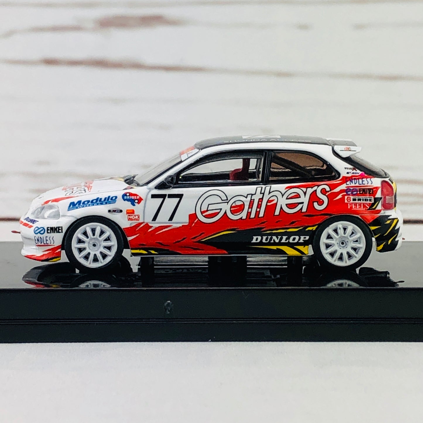 Tarmac Works 1/64 Honda Civic Type R EK9 Super Taikyu 1998 ST-4 Champion Gathers livery #77