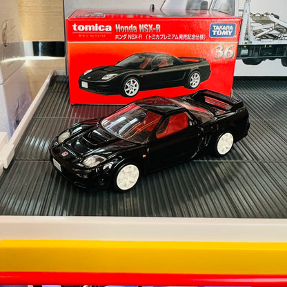 Tomica Premium 36 Honda NSX-R "Tomica Premium Release Commemorative Specification"