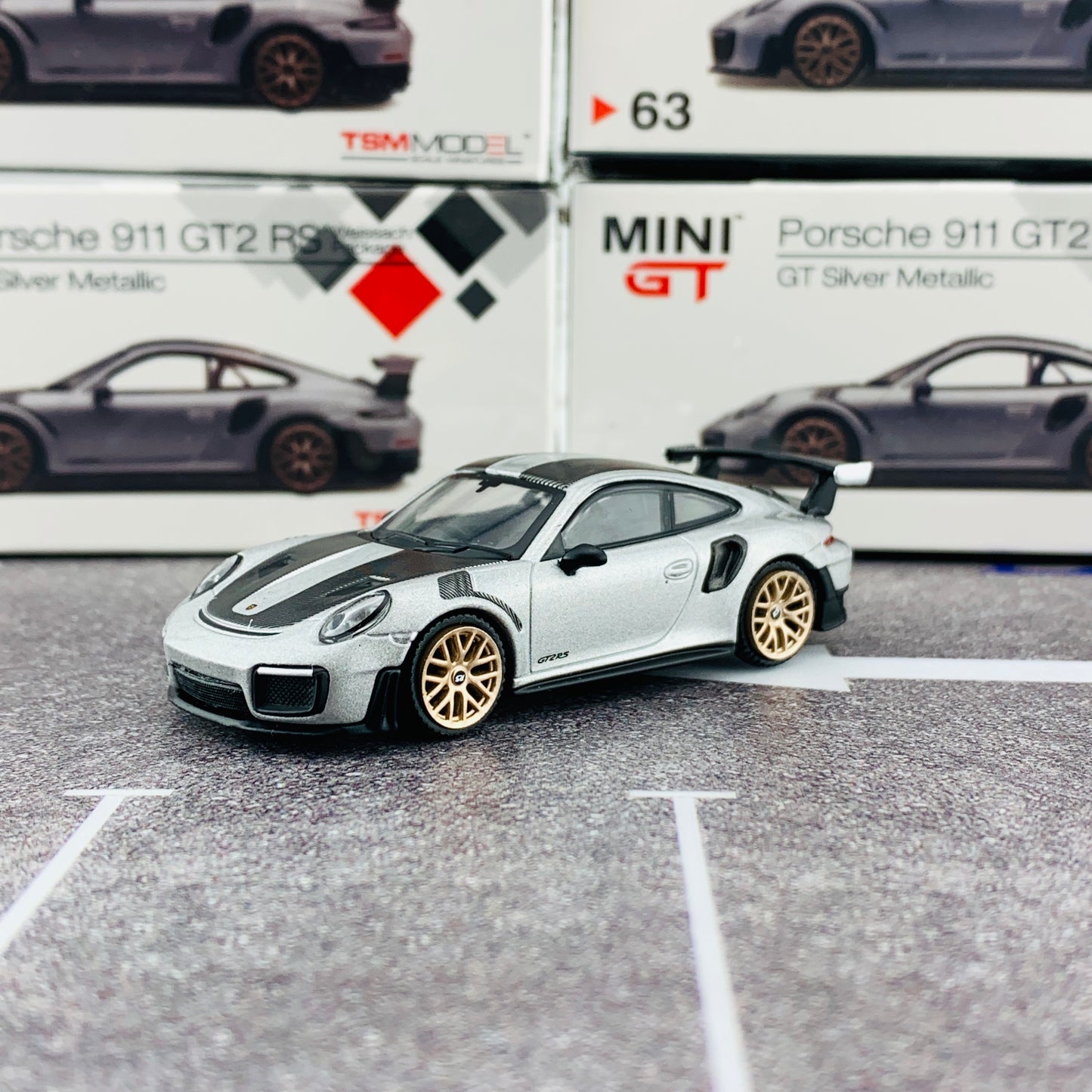 MINI GT 1/64 Porsche 911 Turbo GT2 RS GT Weissach Package Silver Metallic RHD MGT00063-R