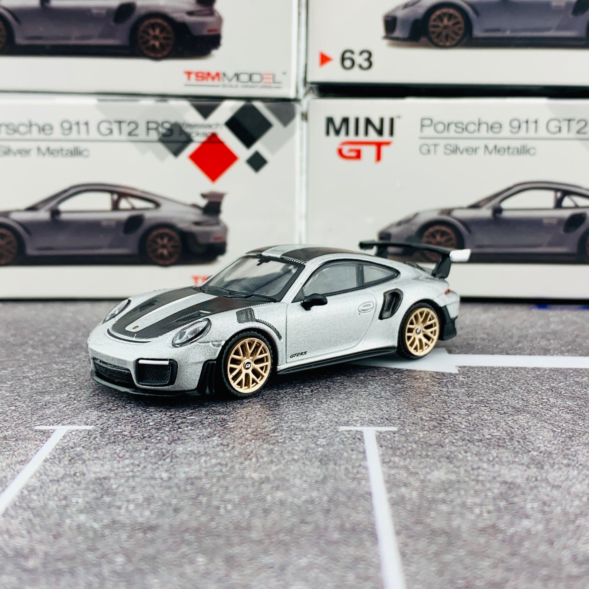MINI GT 1/64 Porsche 911 Turbo GT2 RS GT Weissach Package Silver Metallic RHD MGT00063-R