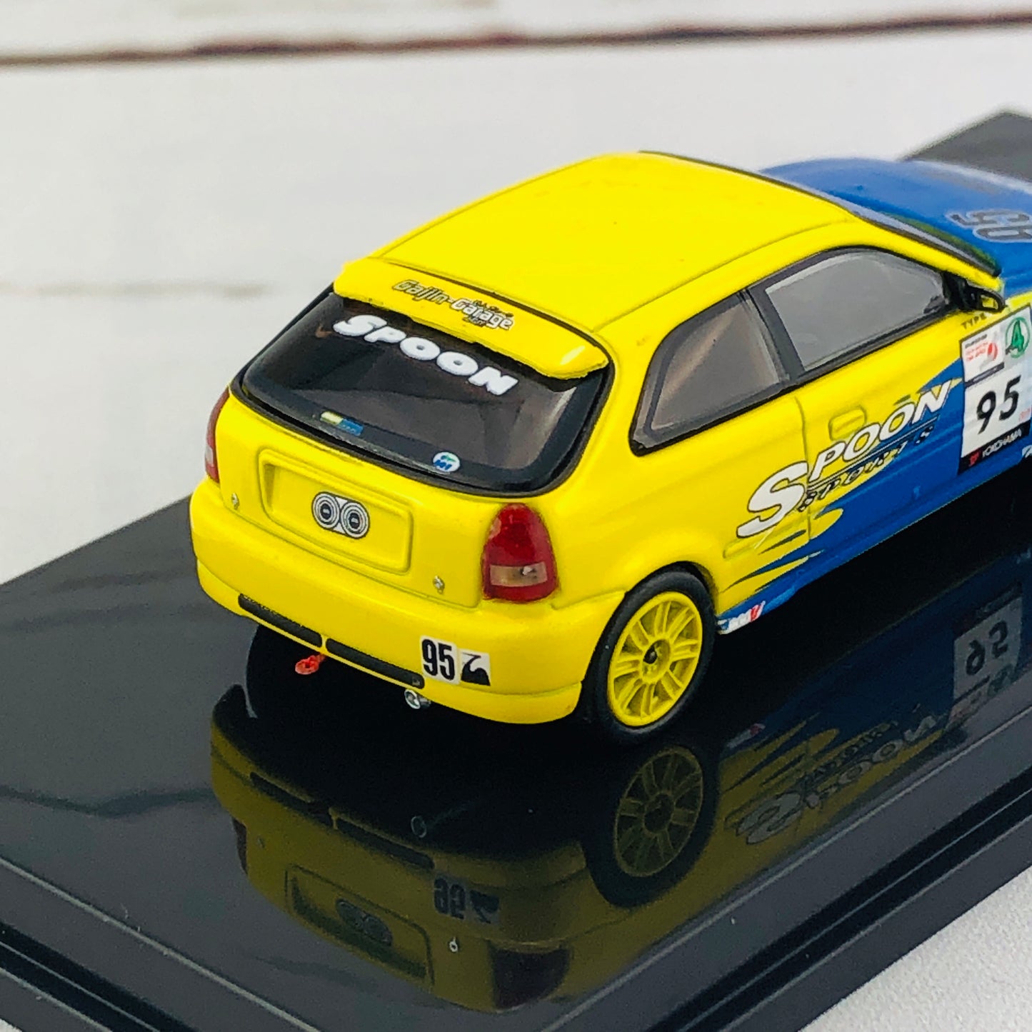 Tarmac Works 1/64 Honda Civic Type R EK9 Super Taikyu #95