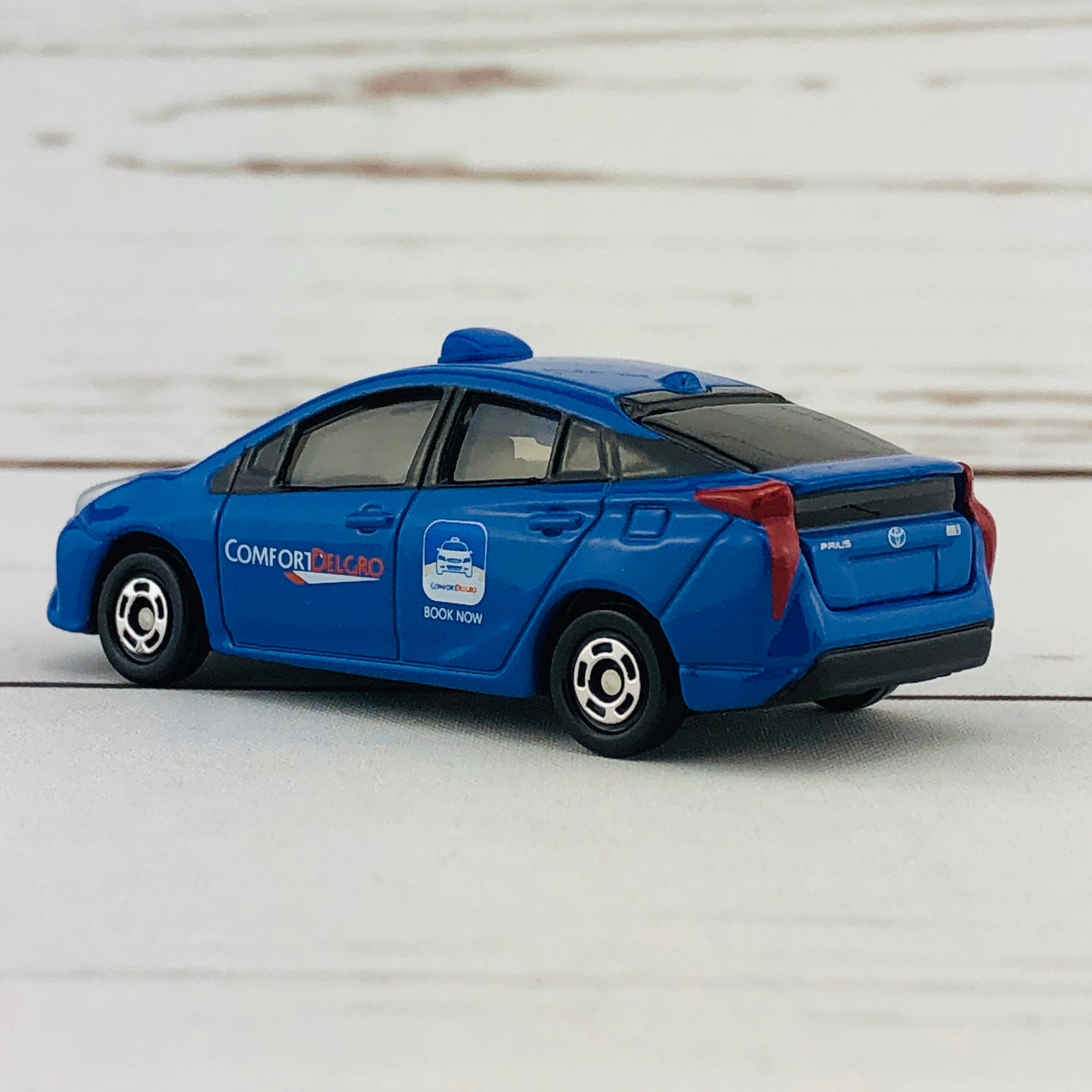 Tomica Comfortdelgro Taxi (Blue) Singapore Edition