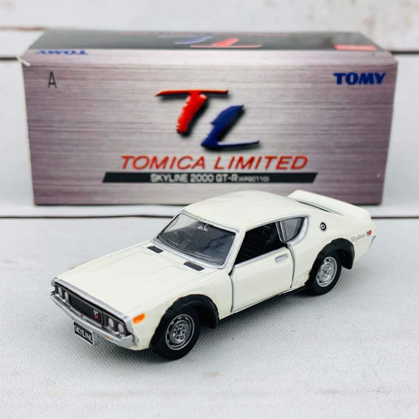 Tomica Limited Nissan Skyline 2000 GTR KPGC110