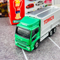 TAKARA TOMY A.R.T.S TOMICA Sign Set #7 - Nissan DIESEL QUON with a road sign stand