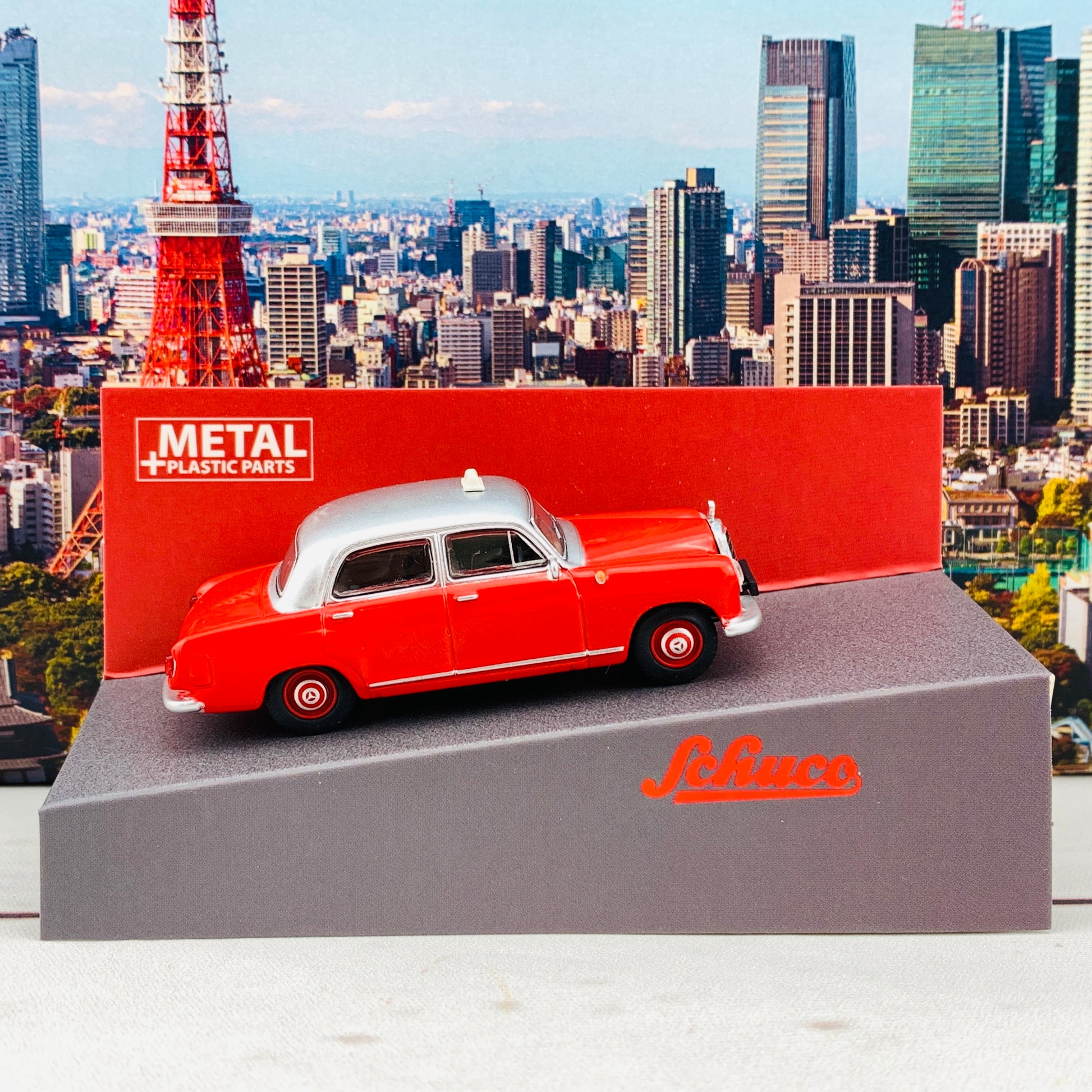 Schuco 1/64 Mercedes Benz 180D Ponton Hong Kong Taxi Silver/Red - Hong Kong Limited Edition 香港限定版 452025700