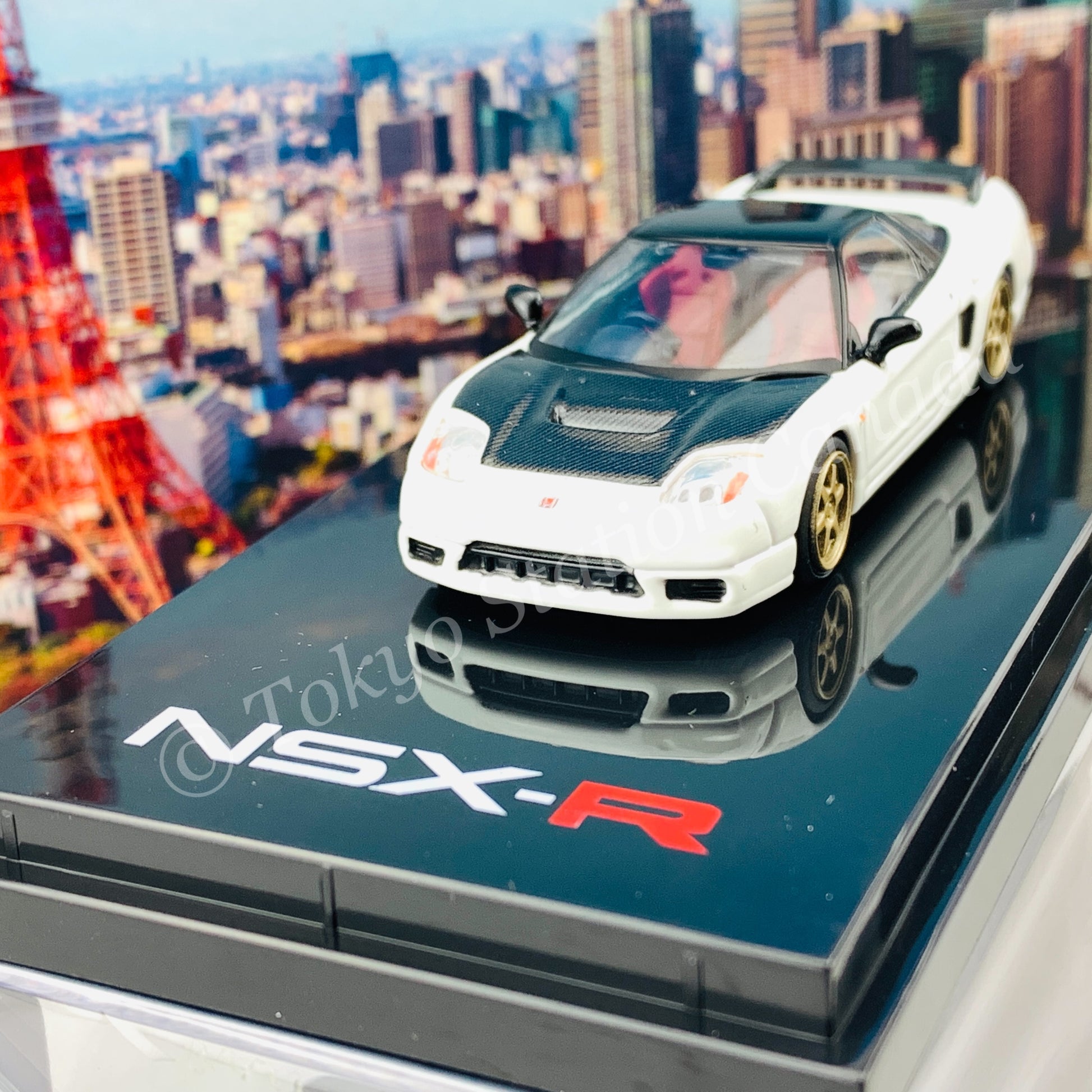 HOBBY JAPAN 1/64 Honda NSX-R (NA2) Carbon Front Cowl / Customized Ver. Championship White HJ641015BCW