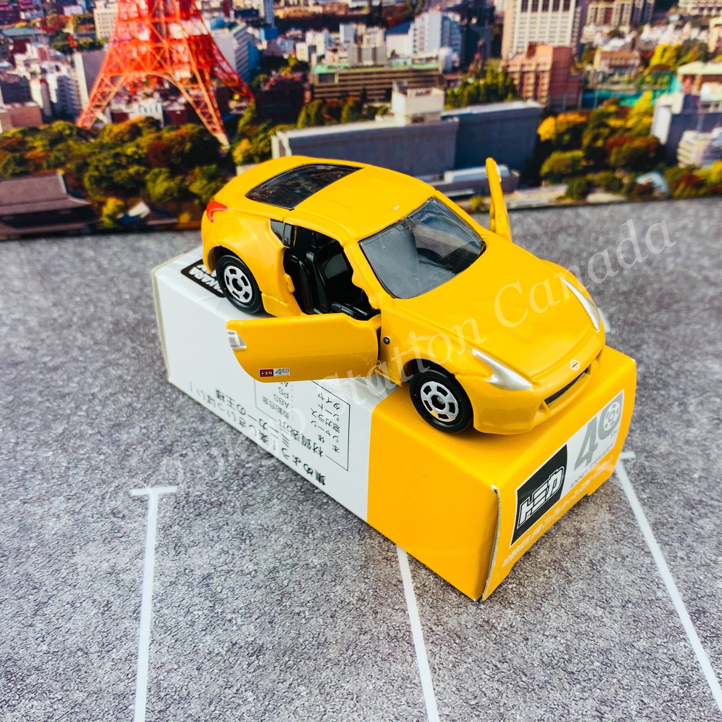 TOMICA 40TH ANNIVERSARY FAIRLADY Z (Z34 YELLOW)
