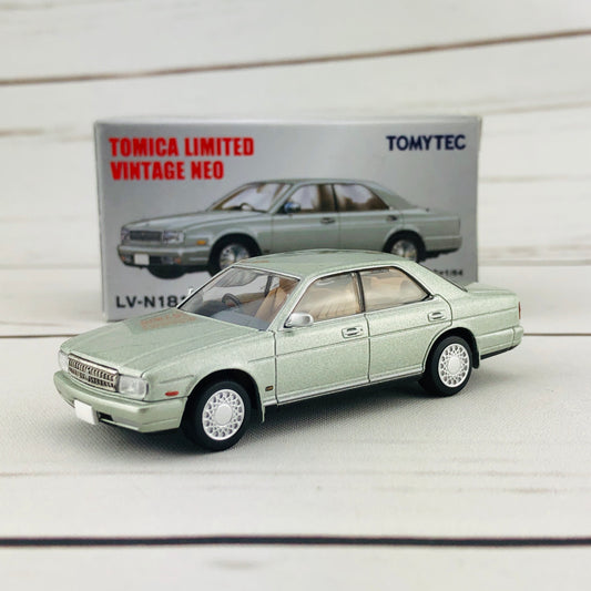 Tomica Limited Vintage 1/64 Nissan Cedric Brougham VIP LV-N181b