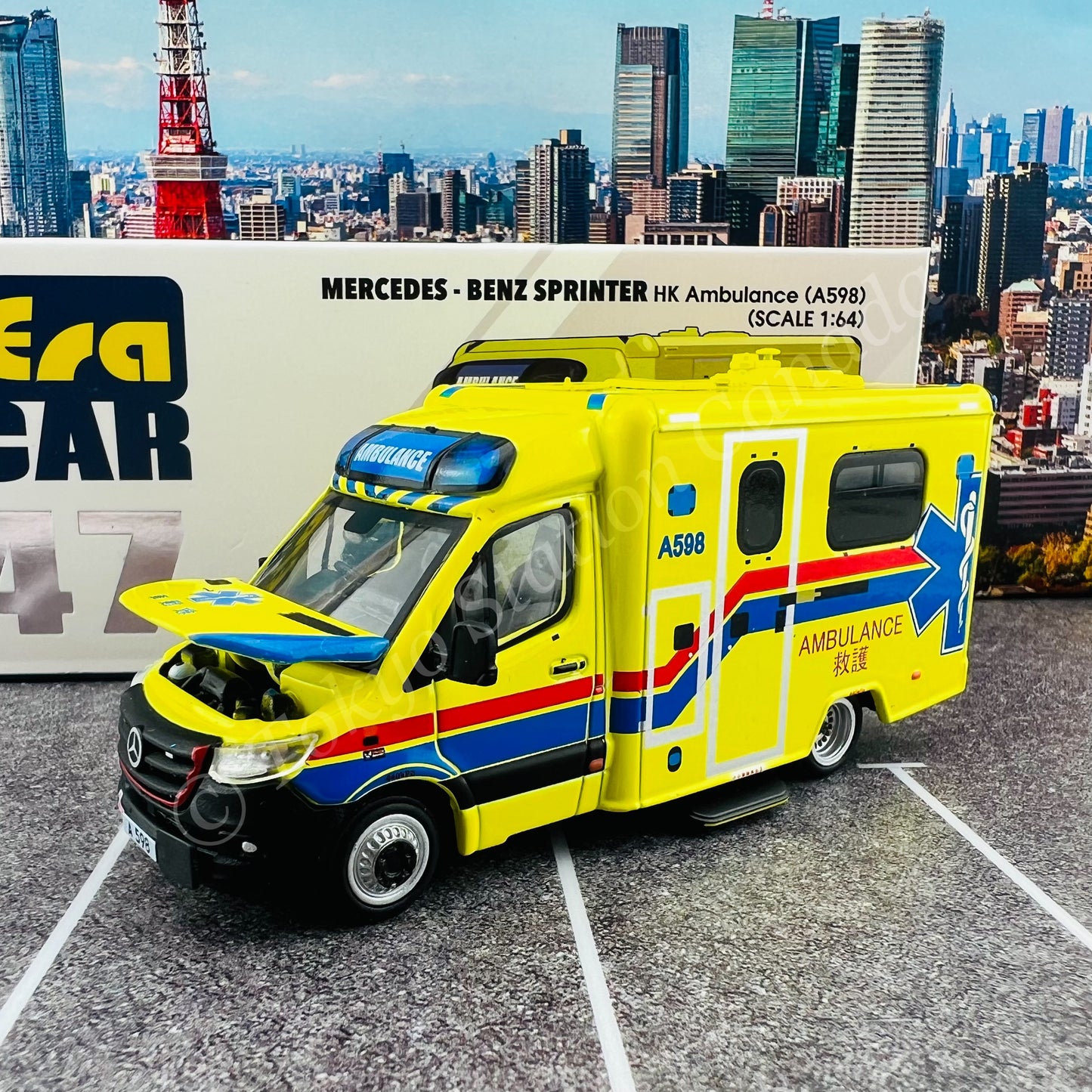 ERA CAR 1/64 47 MERCEDES - BENZ SPRINTER HK Ambulance (A598) MB22SPR4701