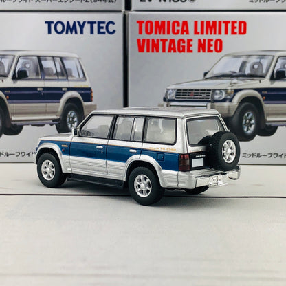 Tomica Limited Vintage Neo Mitsubishi Pajero Super Exceed Z (Silver/Blue) LV-N189b