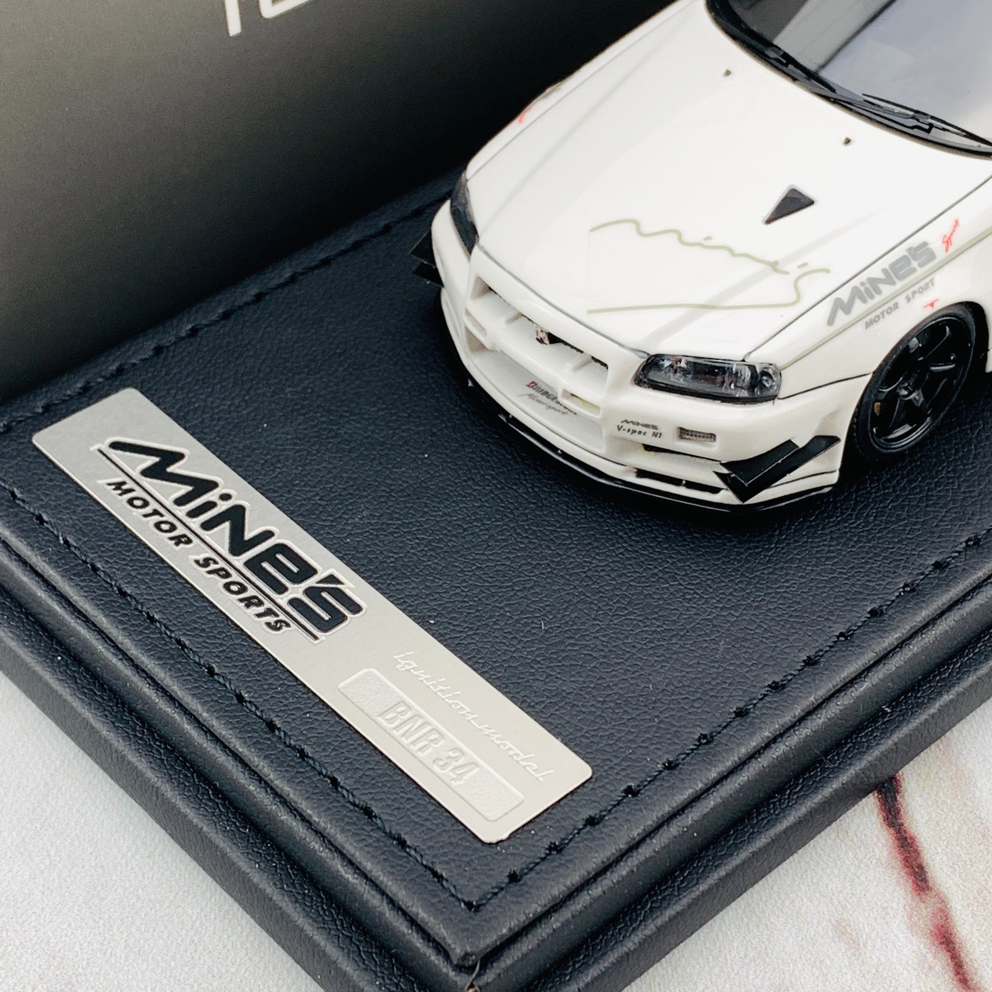 Ignition Model 1/43 Nissan Skyline GTR Mine's R34 White IG1812