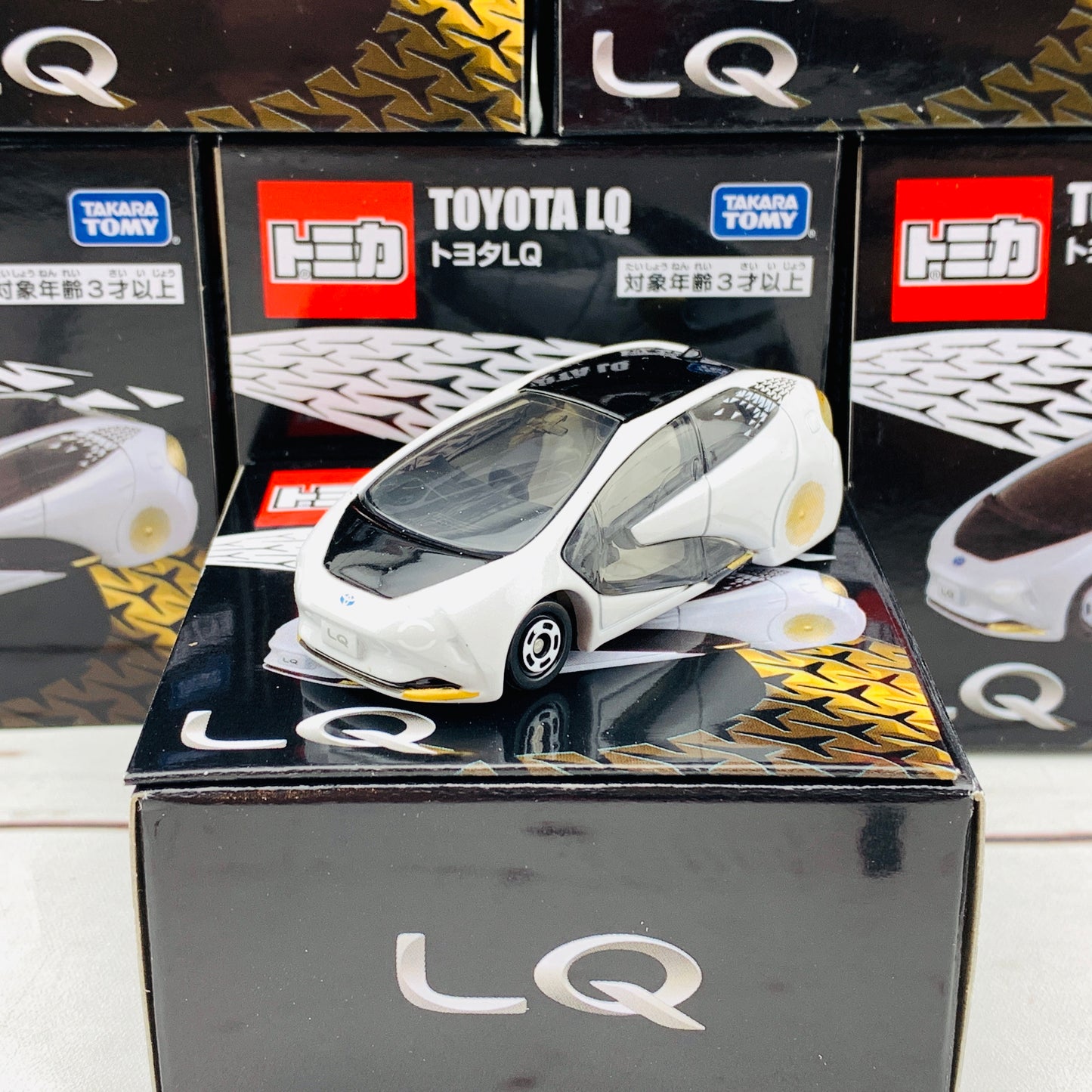 Tomica Toyota LQ