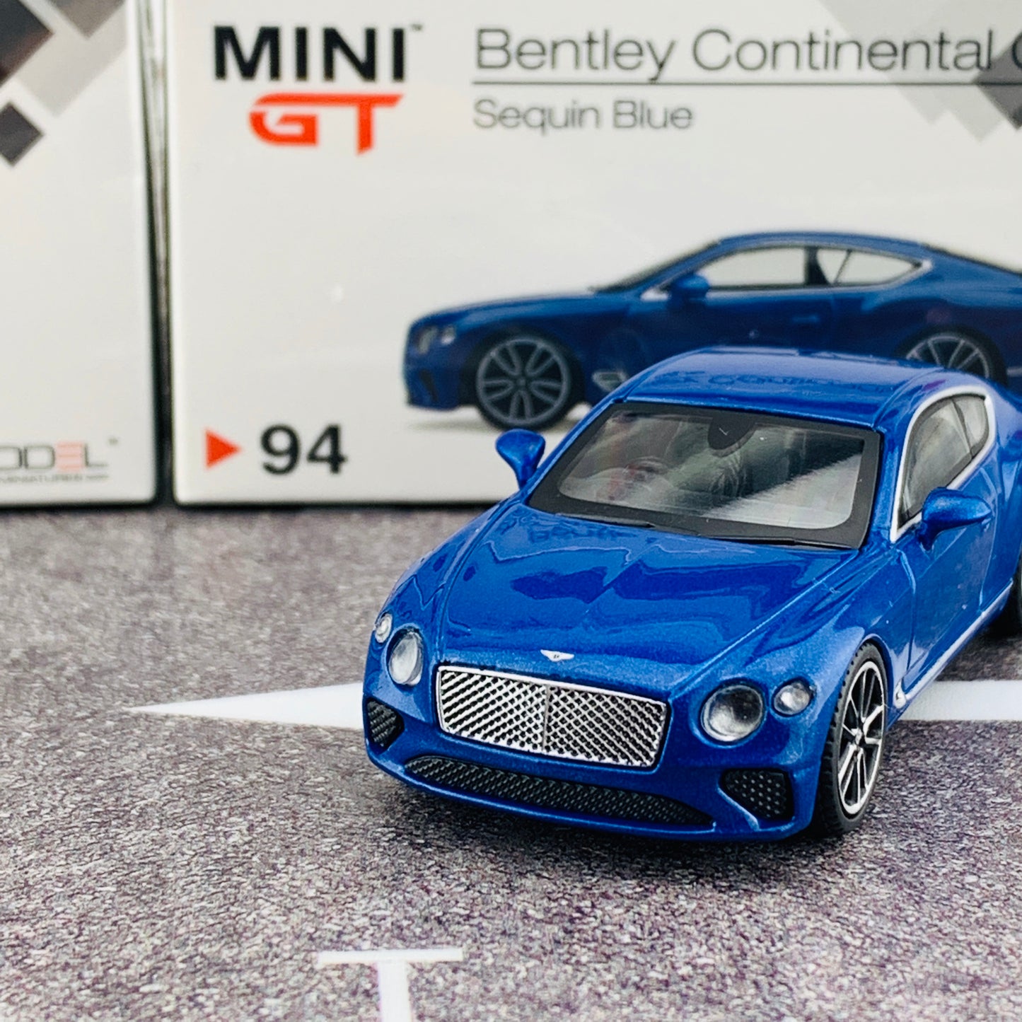 MINI GT 1/64 Bentley Continental GT Sequin Blue MGT00094-R