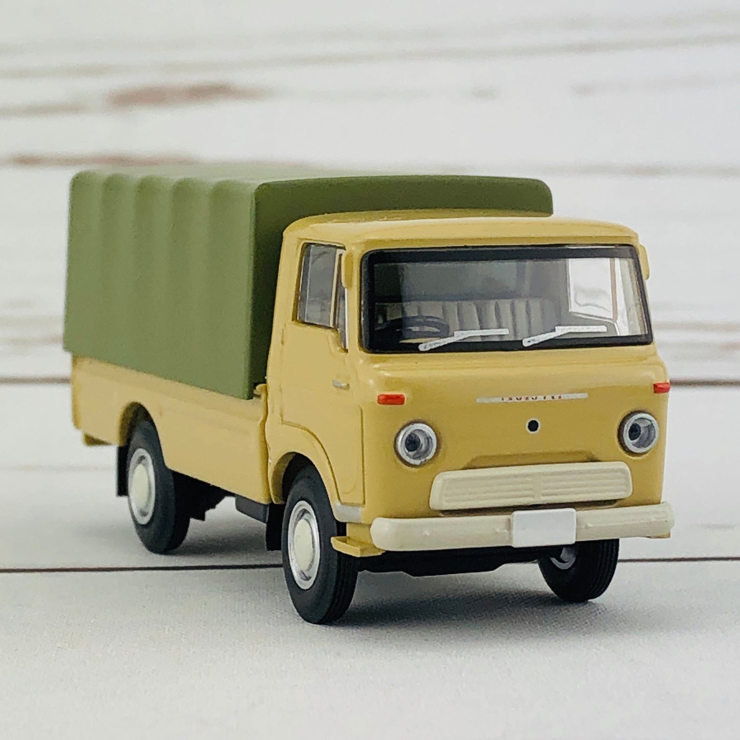 Tomica Limited Vintage Isuzu Elf BROWN LV-178b