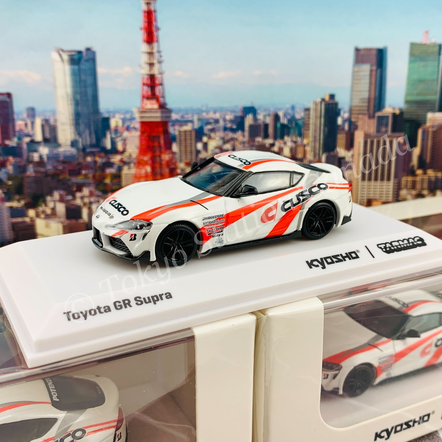Tarmac Works 1/64 COLLAB64 Toyota GR Supra  CUSCO *** Collaboration with Kyosho *** T64K-002-CUS