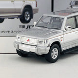 Tomica Limited Vintage Neo Mitsubishi Pajero Super Exceed Z (Silver/White) LV-N189a