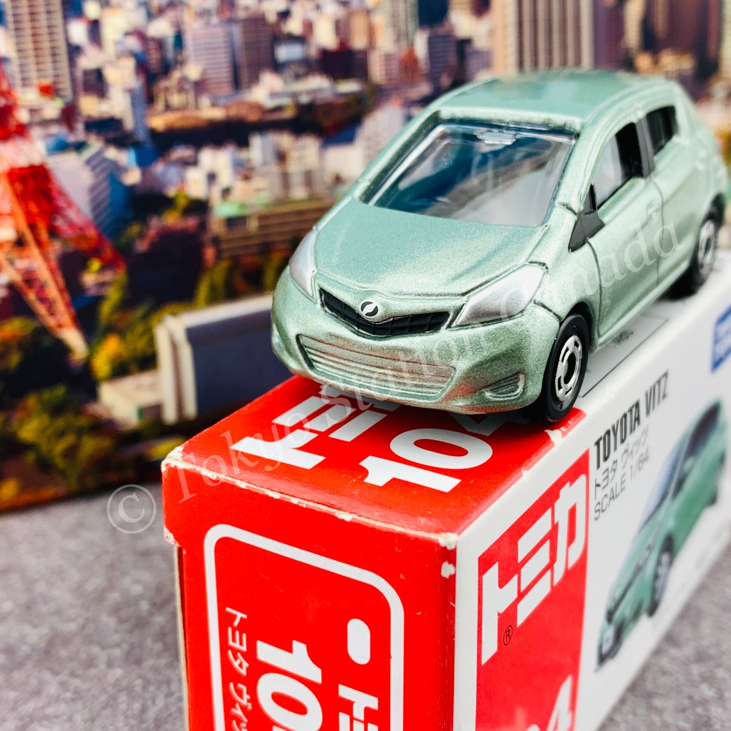 TOMICA 104 TOYOTA VITZ 4904810392507