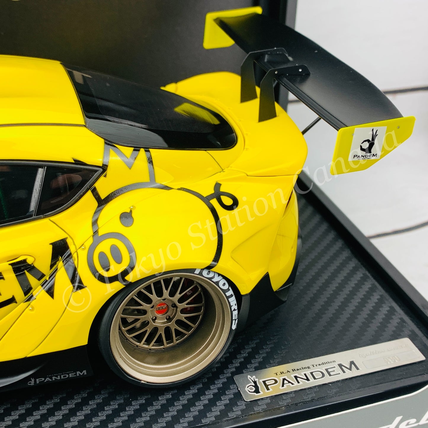 Ignition Model 1/18 PANDEM Supra (A90) Yellow IG2039