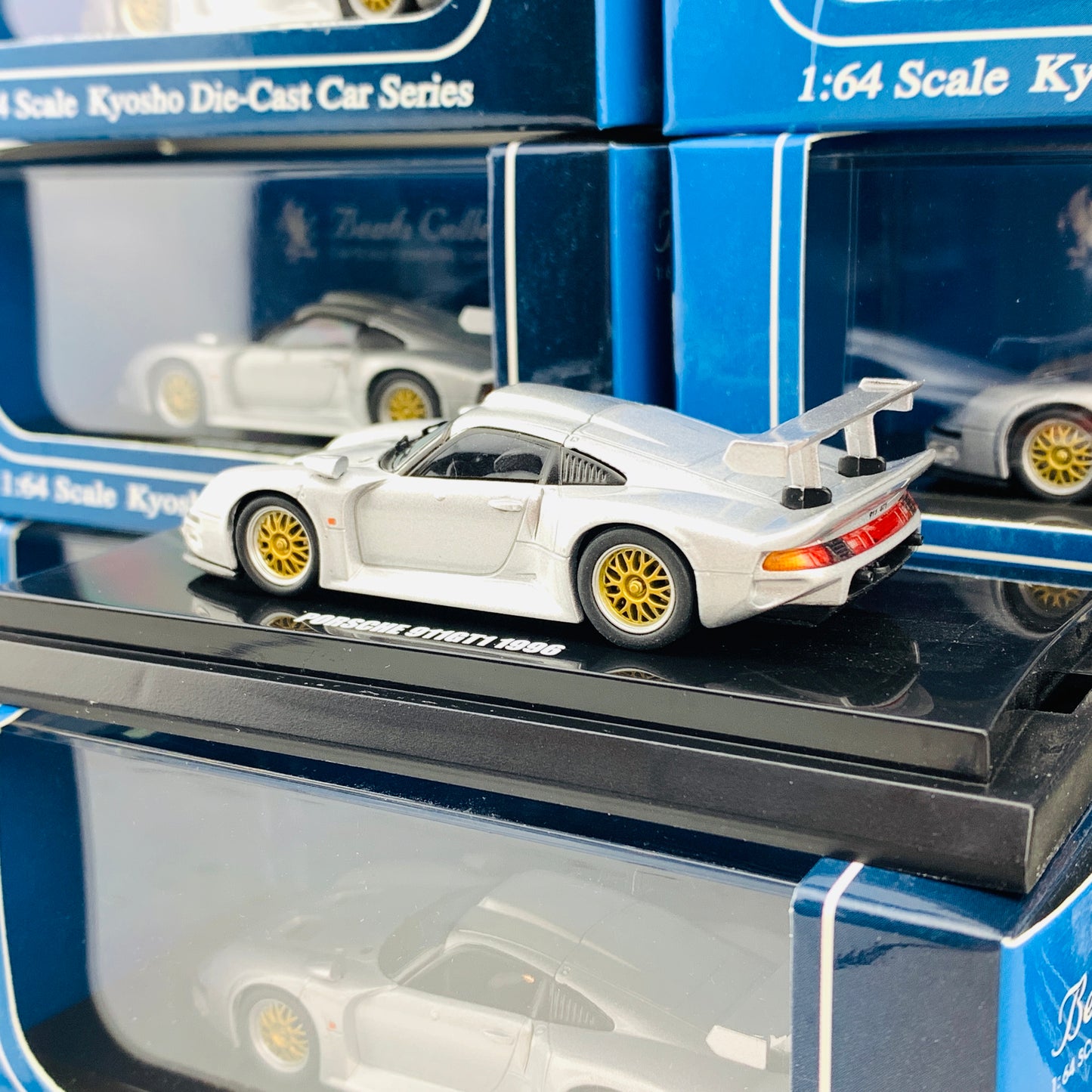 KYOSHO Beads Collection 1/64 Porsche 911 GT1 1996 Silver 06522S