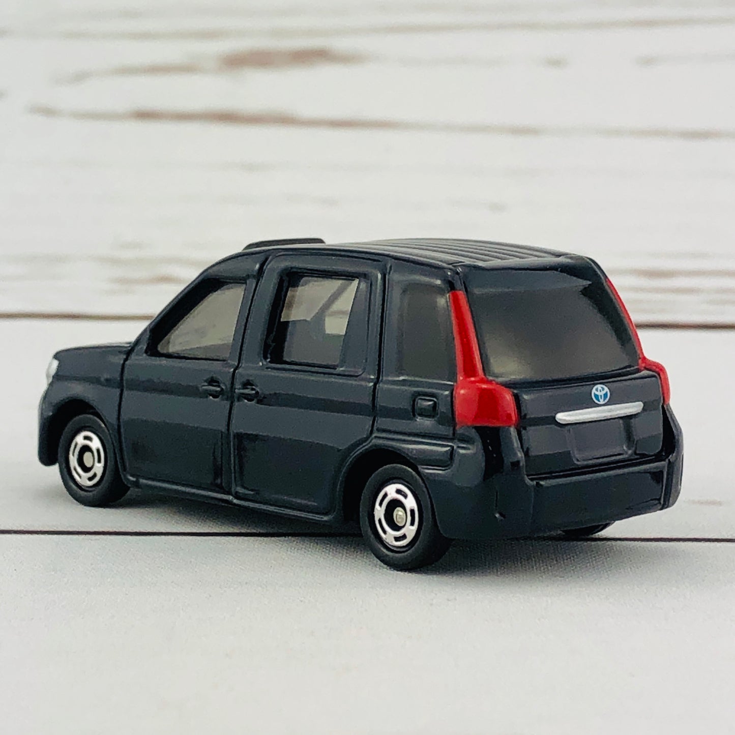 TOMICA 27 Toyota Japan Taxi