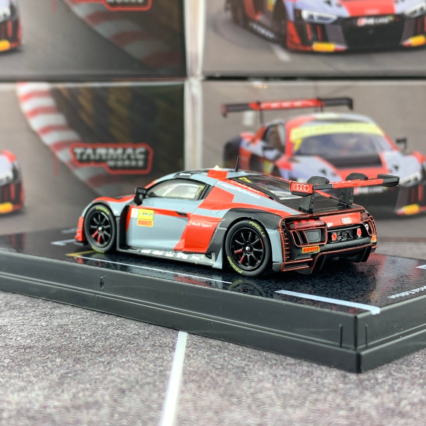 Tarmac Works 1/64 Audi R8 LMS Macau GT Cup FIA GT World Cup 2016 Edoardo Mortara T64-007-MGP16EM