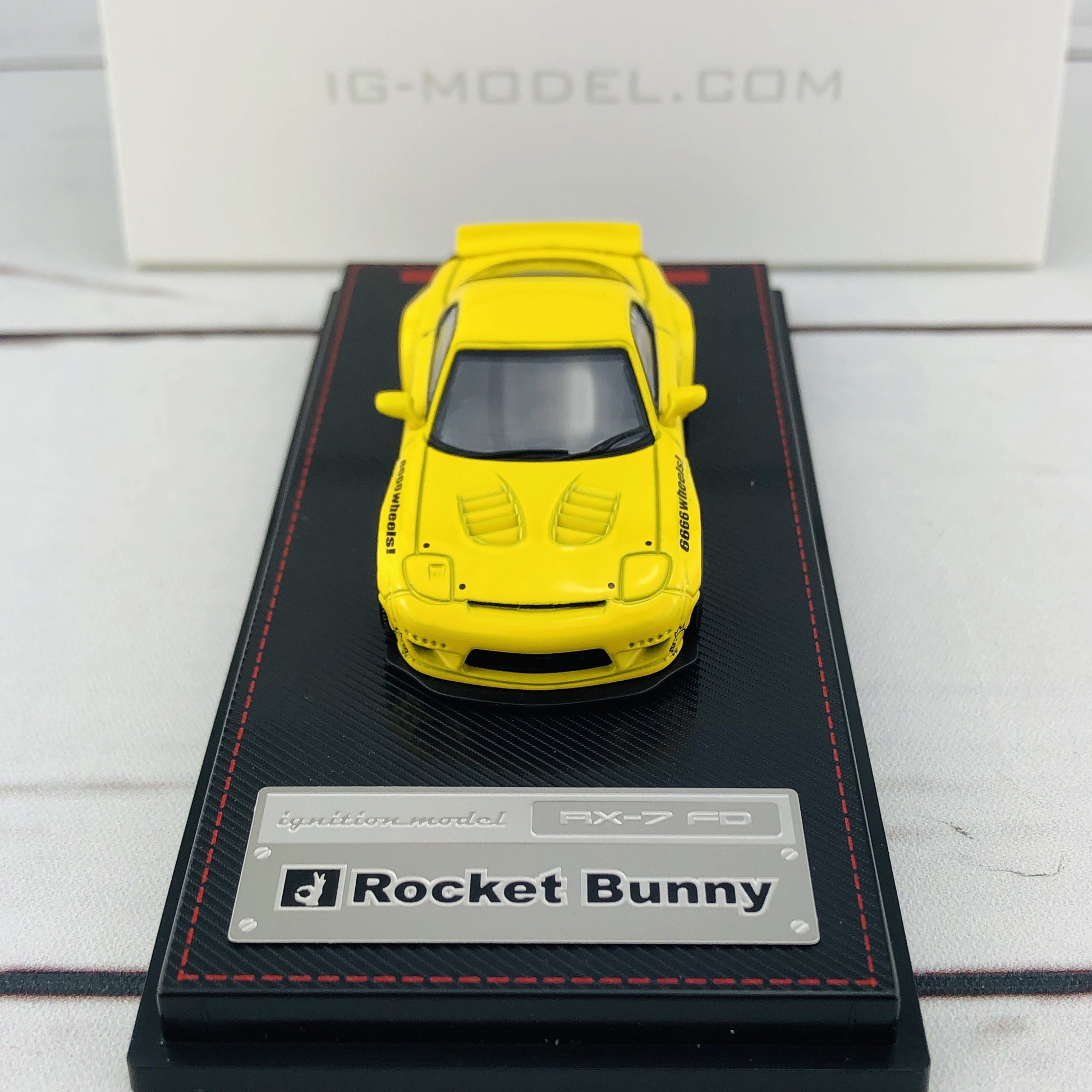 Ignition Model 1/64 Rocket Bunny RX7 (FD35) Yellow 1410