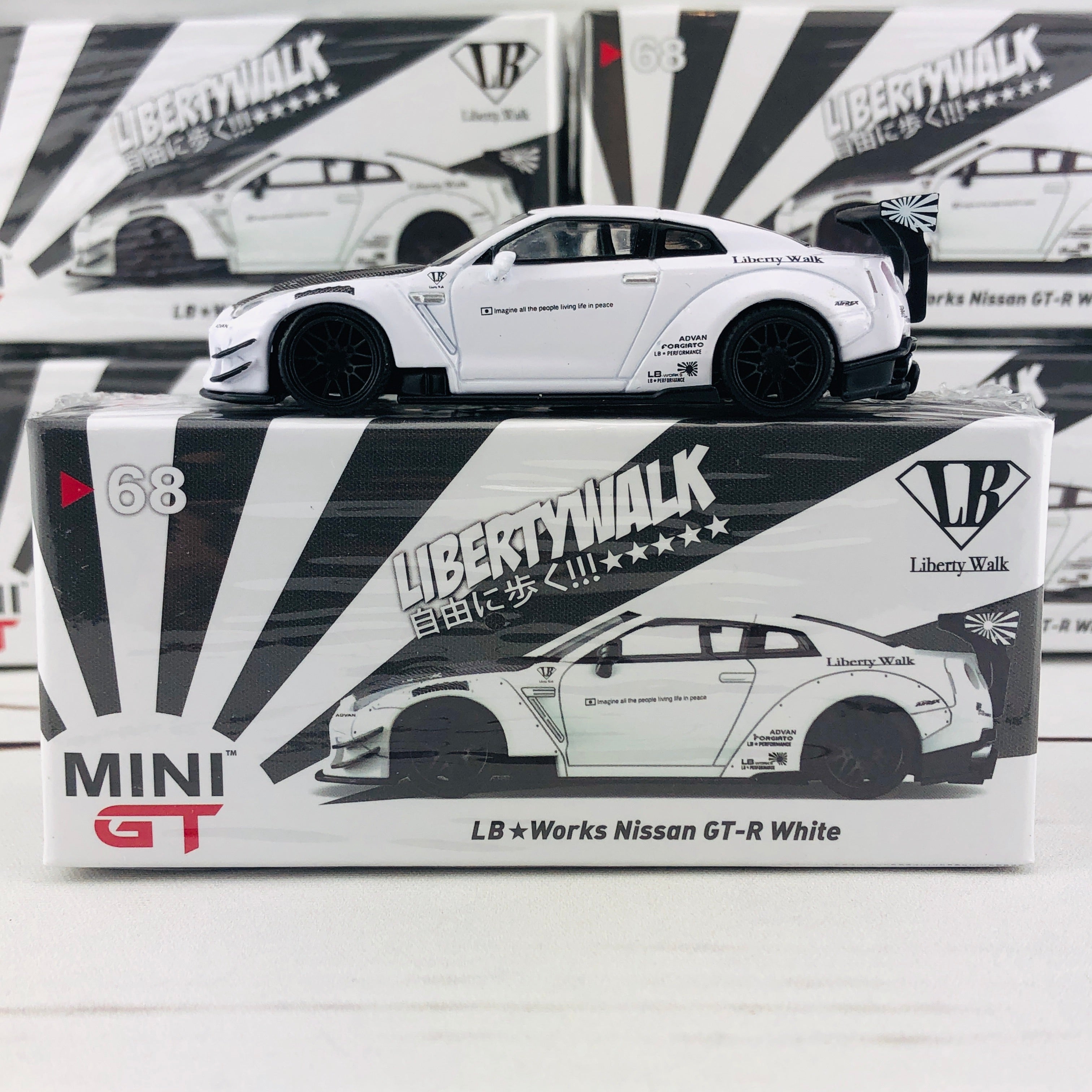 MINI GT 1/64 LB☆WORKS Nissan GT-R R35 Type 2 Rear Wing ver 3